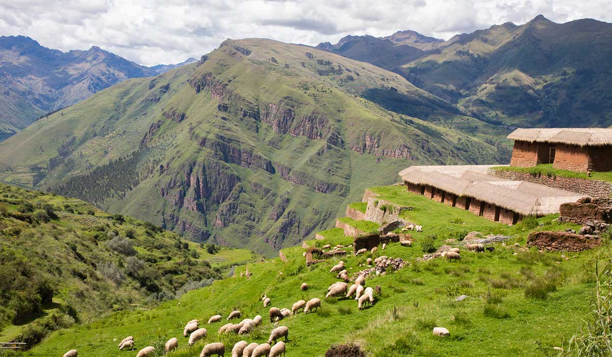 Huchuy Qosqo Trek