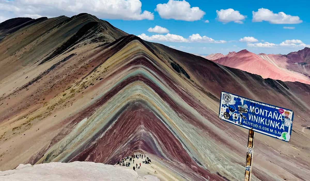 rainbow-mountain